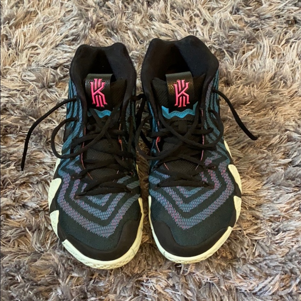 Kyrie 4 Basketball Sneakers